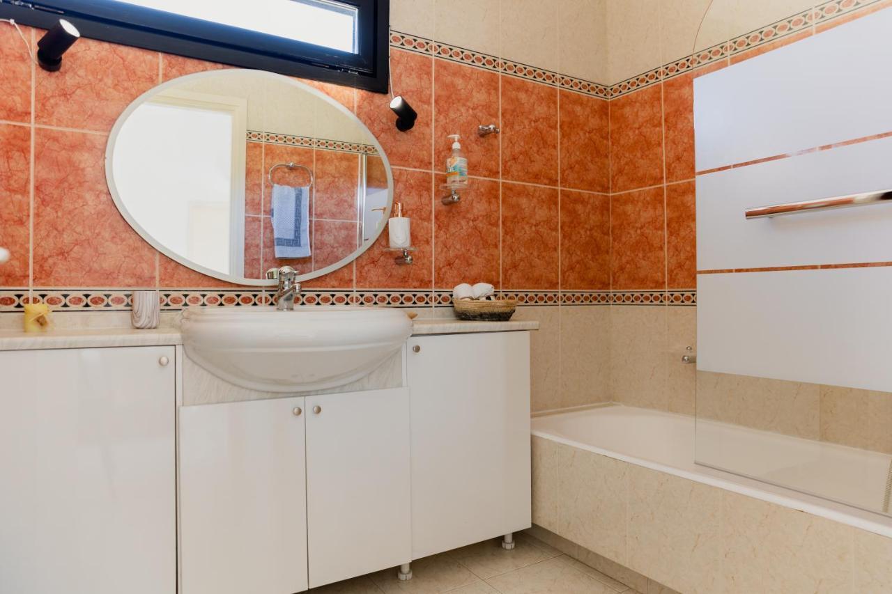 Kouvelia Country Home Luxury Villa Rental Nerotrivia Luaran gambar