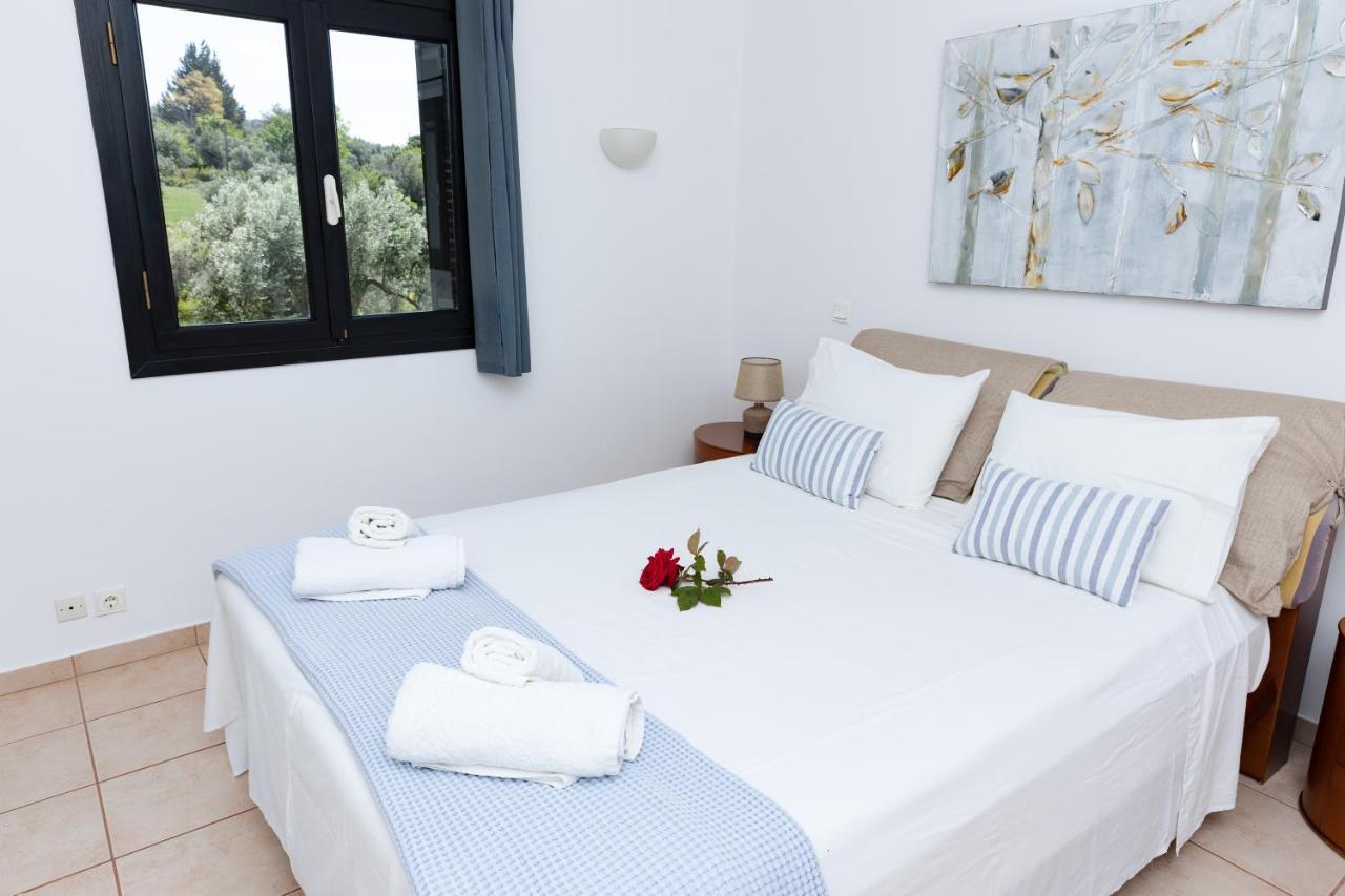 Kouvelia Country Home Luxury Villa Rental Nerotrivia Luaran gambar